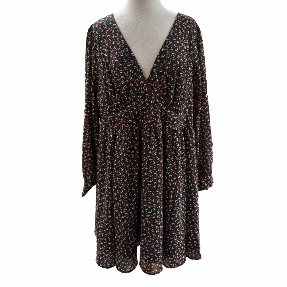 Torrid Georgette Black Floral Size 24 Dress Long Sleeve Deep V Fit Flare NEW - Picture 2 of 14
